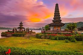 Read more about the article Mitos dan Legenda Seputar Pura Ulun Danu Bratan
