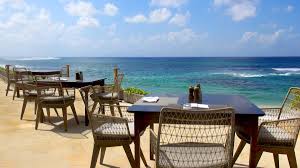 Read more about the article Rekomendasi Lempuyang Temple Restaurants: Tempat Makan Terbaik dengan View Spektakuler di Timur Bali